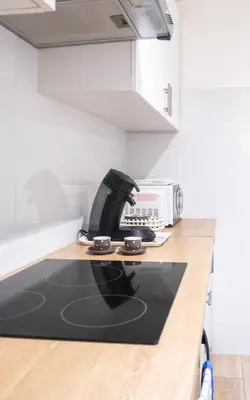 Cuisine ou kitchenette dans l'établissement Un havre de paix au coeur de Paris