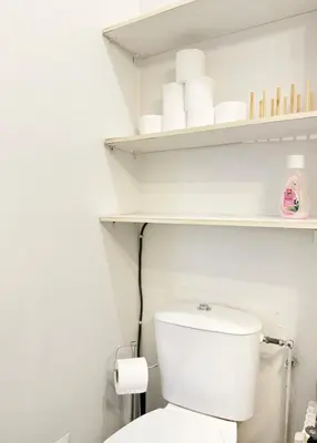Salle de bains dans l'établissement Cozy Studio for 2 Pax - 10 min from La Défense Paris Arena