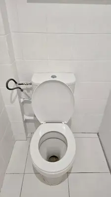 Salle de bains dans l'établissement Spacious Studio Flat 10 mins from Paris