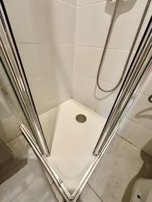 Salle de bains dans l'établissement For 4, near Montmartre, 1 bedroom 1 sofa bed