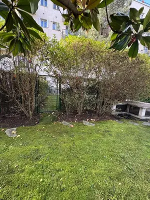 Jardin de l'établissement Exceptional apartment with private garden