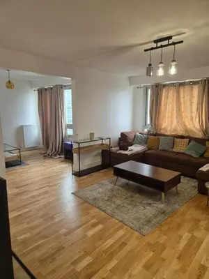 Coin salon dans l'établissement 4-room apartment La Défense