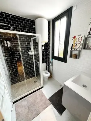 Salle de bains dans l'établissement Charming cozy studio in Puteaux, close to La Dfense