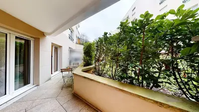 Balcon ou terrasse dans l'établissement Modern Loft - 8 Guests- 4 rooms- 2 Bathrooms- Near Paris- Private car park