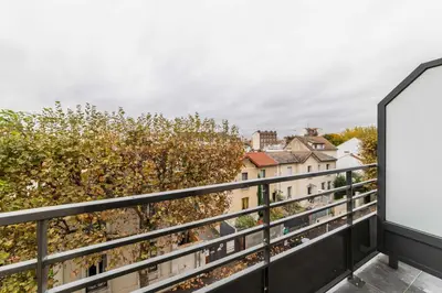 Balcon ou terrasse dans l'établissement Studio lumineux avec terrasse Courbevoie - 2P