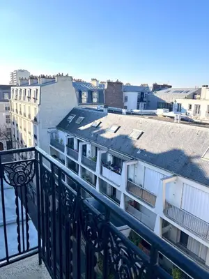 Balcon ou terrasse dans l'établissement Cosy T2 apartment with balcony, Goncourt, Paris 10