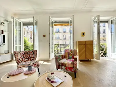 Coin salon dans l'établissement Parisian Home 2 bedrooms Montorgueil 090