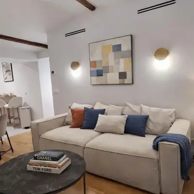 Beautiful renovated apartment with AC - Paris East