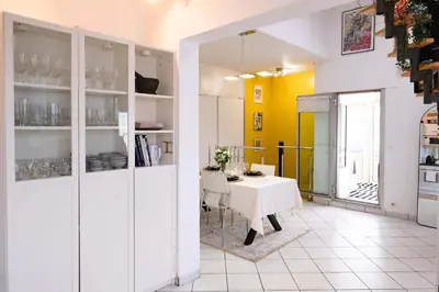 Cuisine ou kitchenette dans l'établissement Loft Duplex Terrasse View on Paris