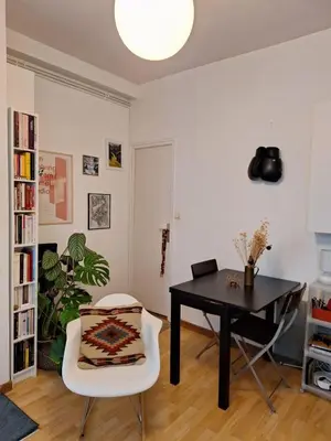 Coin salon dans l'établissement Cozy home, very well located