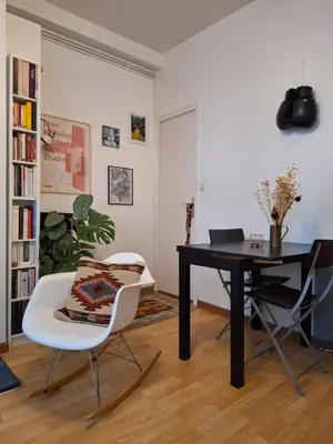 Coin salon dans l'établissement Cozy home, very well located