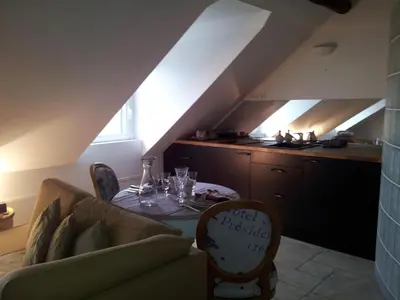 Coin salon dans l'établissement Apartment Schöner romantischer Blick auf die Seine by Interhome