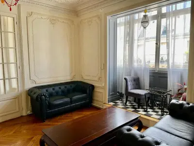 Coin salon dans l'établissement Apartment Haussmann Opera by Interhome