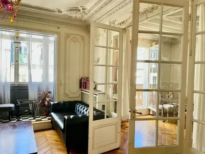 Coin salon dans l'établissement Apartment Haussmann Opera by Interhome