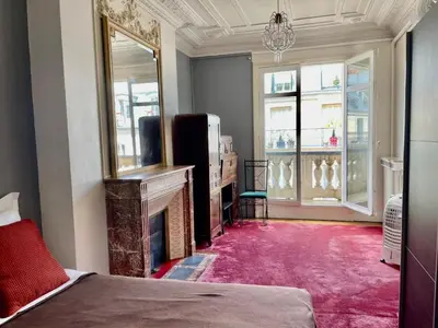 Un ou plusieurs lits dans un hébergement de l'établissement Apartment Haussmann Opera by Interhome