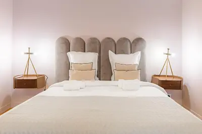 Un ou plusieurs lits dans un hébergement de l'établissement Exceptional triplex with 6 bedrooms & air conditioning