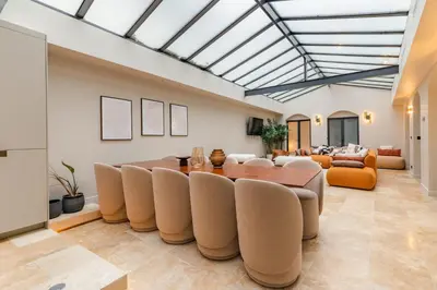 Coin salon dans l'établissement Luxury Grand Air-conditioned Apartment in the Heart of Paris