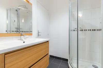 Salle de bains dans l'établissement Beautiful air-conditioned apartment in the heart of the Marais