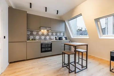 Cuisine ou kitchenette dans l'établissement Cozy & Fully Equipped Studio in the Heart of Paris