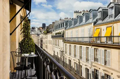 Balcon ou terrasse dans l'établissement Pavillon Faubourg Saint-Germain & Spa