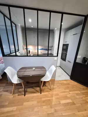 Plan de l'établissement Appartement cozy à Courbevoie