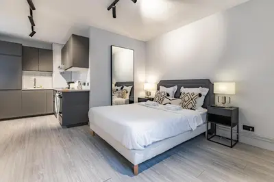 Cuisine ou kitchenette dans l'établissement Studio Lumineux au Cœur de Paris Centre