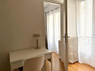 Plan de l'établissement Le charme parisien au cœur de Montmartre