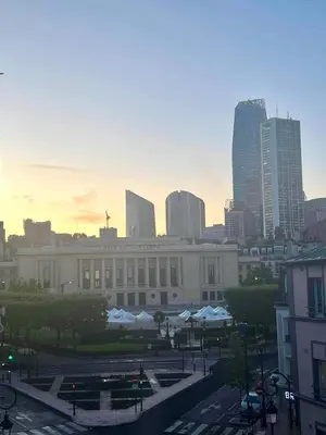 Vue générale sur Puteaux ou vue de la ville depuis l'appartement