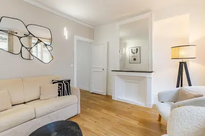 Coin salon dans l'établissement Cosy & Central Votre Cocon au Cœur de Paris