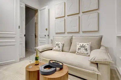 Coin salon dans l'établissement TheBlueStay 99 - Apartment in the heart of Paris