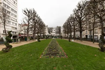 Jardin de l'établissement Bright & Cozy Flat near Eiffel Tower