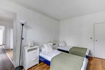 Plan de l'établissement Haussmannian apt - 2BDR-6P near Marais-sentier