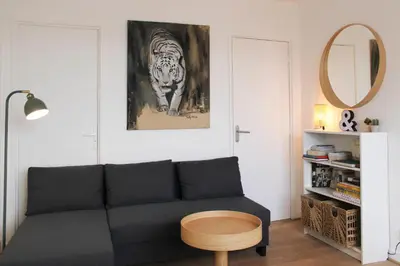 Coin salon dans l'établissement Appartement lumineux à Boulogne-Billancourt