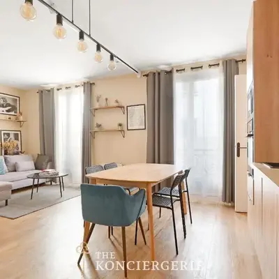 Elegant appartement moderne au coeur du Paris historique