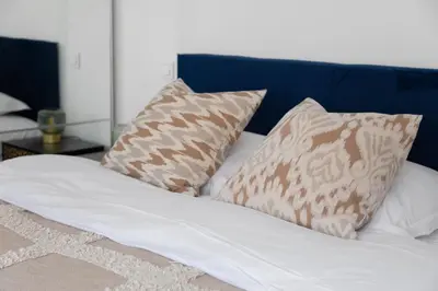 Un ou plusieurs lits dans un hébergement de l'établissement Serenty - 2BR - Arc de Triomphe & Champs-Élysées