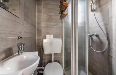 Salle de bains dans l'établissement Central Apartment - Near the Champs-Élysées