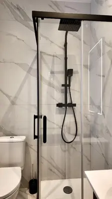 Salle de bains dans l'établissement Appartement 2 personnes proche Tour Eiffel