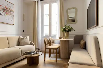 Coin salon dans l'établissement Stunning apartment with AC - Center of Paris