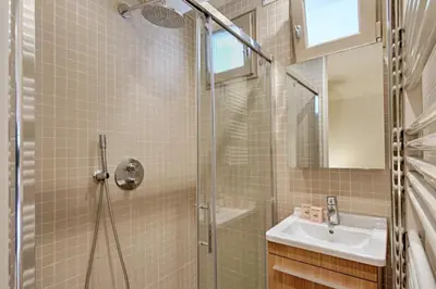Salle de bains dans l'établissement Marais, Seine 1BR AC by Melvane