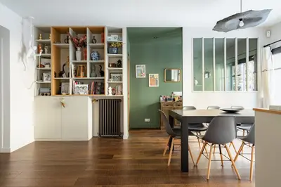 Cuisine ou kitchenette dans l'établissement Veeve - Family House near Roland Garros
