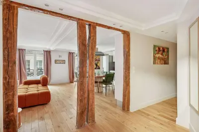 Coin salon dans l'établissement Luxury 3BDR-8P apartment in the heart of Paris