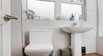 Salle de bains dans l'établissement RueJuge Appartement LuxeApt parking
