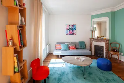 Coin salon dans l'établissement Appartement familial proche de la Tour Eiffel