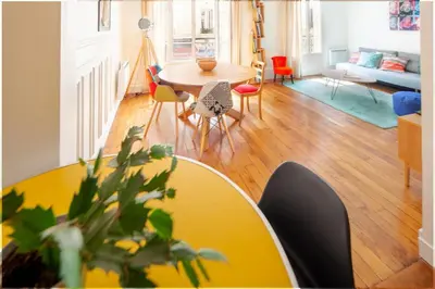 Coin salon dans l'établissement Appartement familial proche de la Tour Eiffel