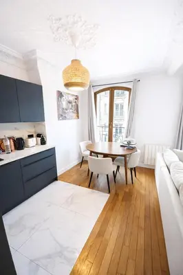Un ou plusieurs lits dans un hébergement de l'établissement Luxury One Bedroom - 1min from Métro Volontaire - 52 sqm - by Prestigia