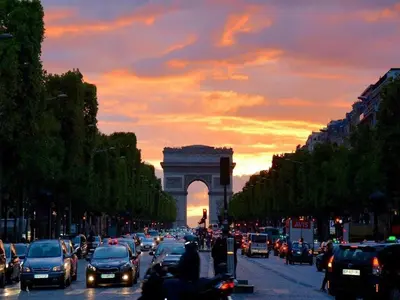 Lever ou coucher de soleil vu de l'appartement ou à proximité