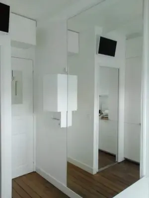 Plan de l'établissement Place Maubert Coeur de Paris Beau Nid contemporain vue Paris calme clair dernier etage clim ascenseur