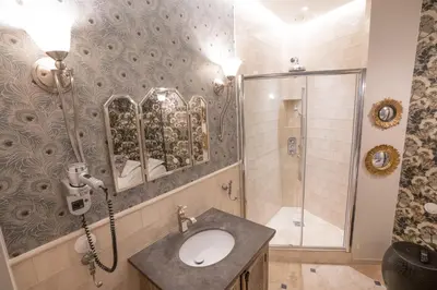 Salle de bains dans l'établissement Appartement Atypique Parc Montsouris - Paris 14