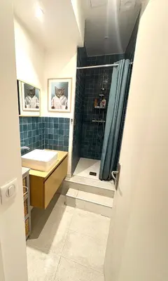 Salle de bains dans l'établissement Appartement 50m2 Cosy et Lumineux