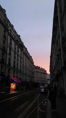 Lever ou coucher de soleil vu de l'appartement ou à proximité